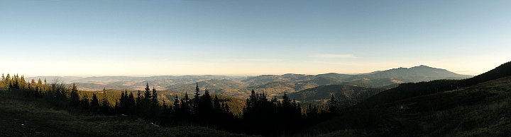 Panorama na Babią Górę z Hali Miziowej.